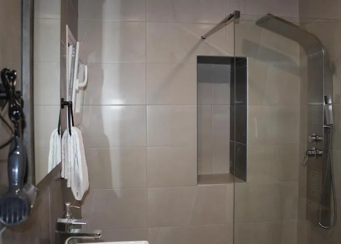 Angel's Nest * خانيا